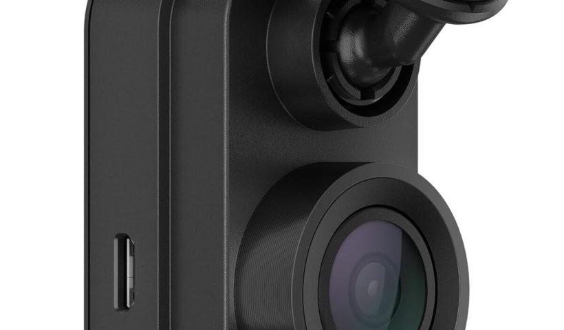 Test de la Garmin Dash Cam Mini 2 : compact et connectée pour votre véhicule