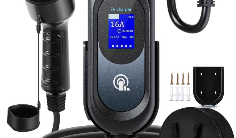 Test : chargeur voiture électrique FNRIDS 3, 68kW avec support