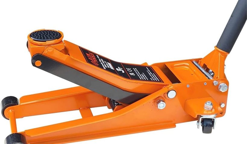 Test du cric hydraulique AIM Tools 3T : efficacité élevée pour vos réparations auto