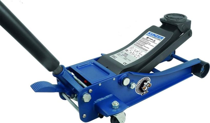 Test du cric hydraulique Kunzer WK 1032 FSH : puissance et rapidité