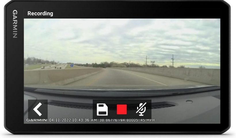 Test du Garmin DriveCam 76 : gPS avec Dash Cam intégrée