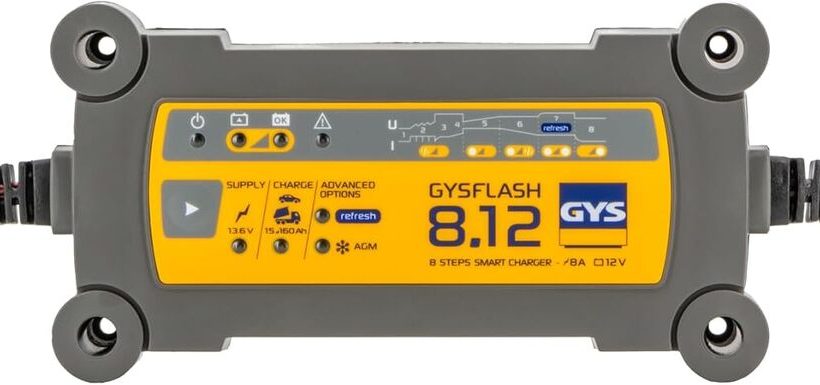 Test chargeur GYS Gysflash 8.12 : performance en noir et puissance