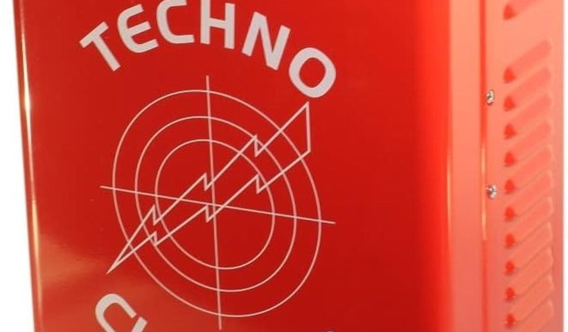Test du chargeur démarreur TECNOWELD TEC350 : efficacité sur roues 12-24V
