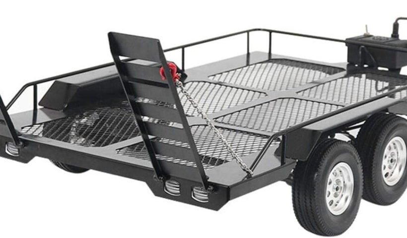 Test de la remorque RC 1/10 avec quatre pneus en métal