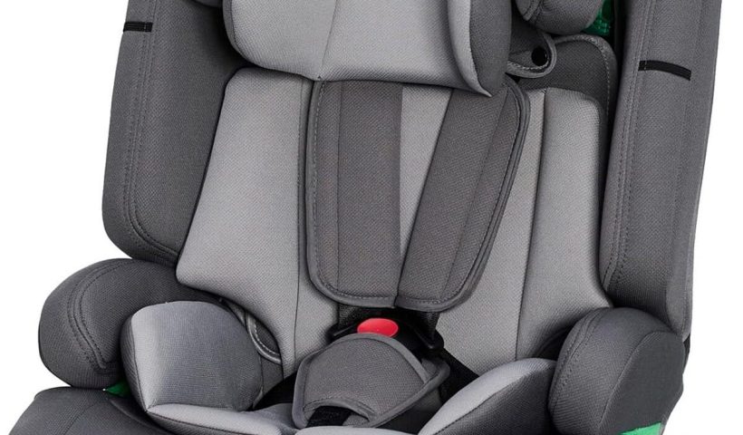 Test du siège auto Kinderkraft Safety-Fix : sécurité et confort pour bébé