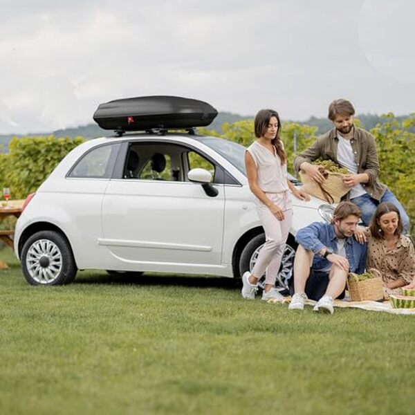 Découvrez notre test complet du coffre de toit imperméable 250 L de COSTWAY : performance, capacité de stockage et résistance aux intempéries au rendez-vous.