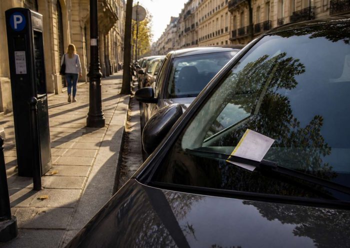 Prix des amendes de stationnement : 11 ou 15 euros ?