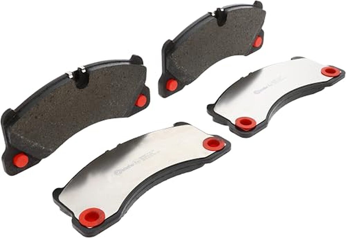 Test des plaquettes de frein avant Brembo P65017