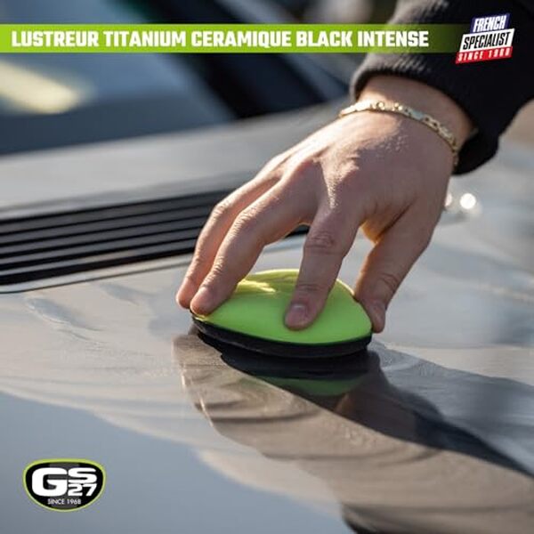 Découvrez notre test complet du lustreur GS27 Titanium Céramique Noir Intense. Brillance immédiate et résultats professionnels pour votre voiture.