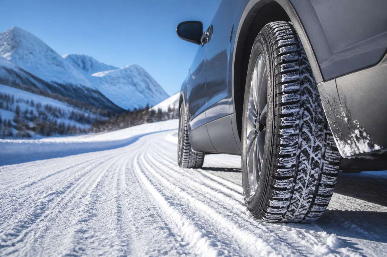 Pourquoi équiper sa voiture de pneus neige ?
