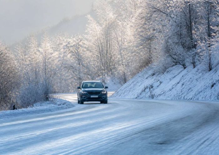 Conduire en hiver : top 10 astuces pour neige et glace