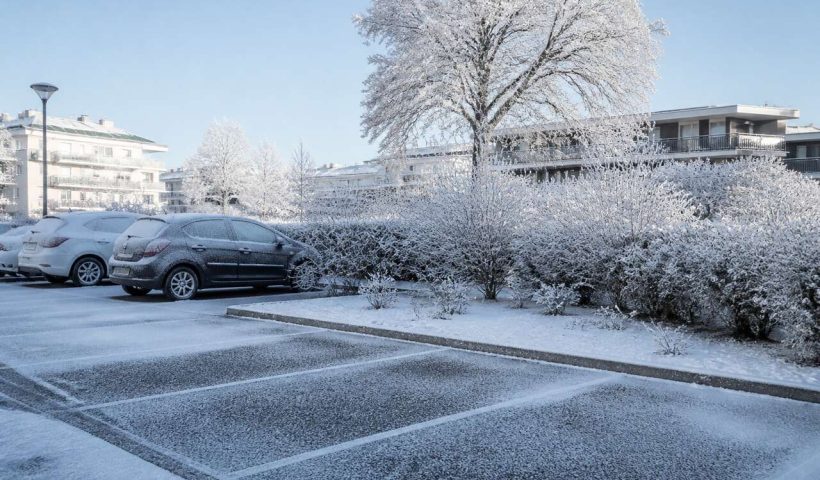Louer une place de parking en hiver : est-ce rentable ?